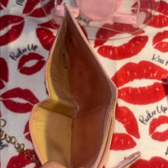 CHANEL Pink Mini Wallet with Gold Chain - Picture 6 of 12